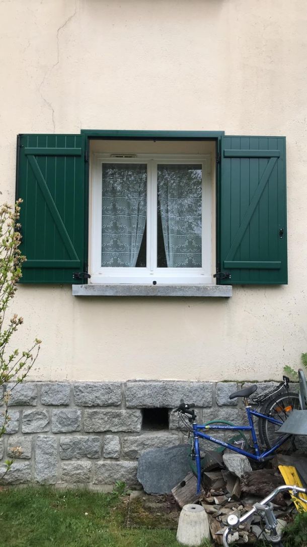 Fabrication et pose de volets battants à Lavelanet